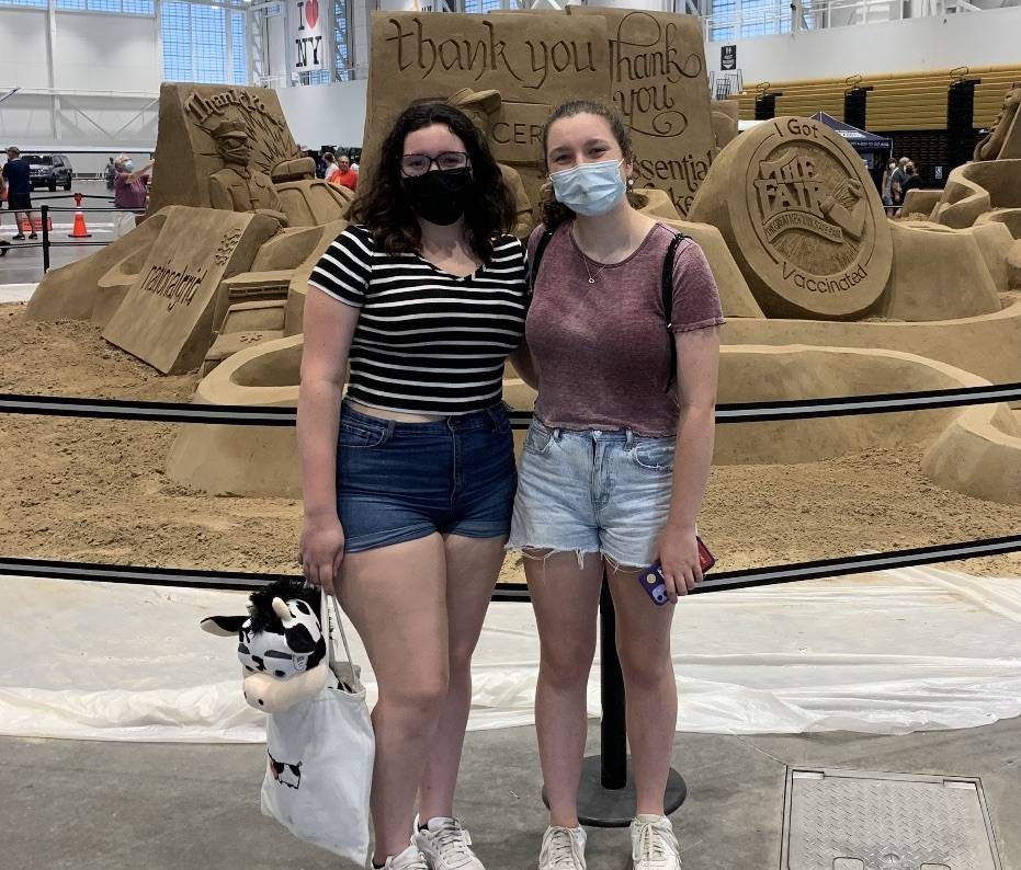 Elizabeth Velazquez (left) and Caitlin Mooney (right) at the 2021 New York State Fair