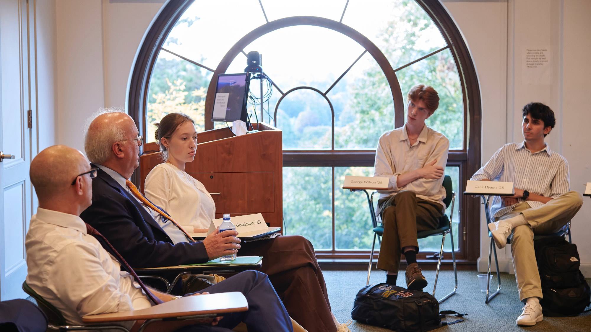 Lampert Scholars meet with Karl Rove during his visit to Colgate Sept 2024