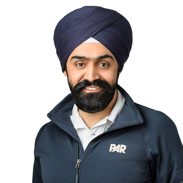 Portrait of Savneet Singh